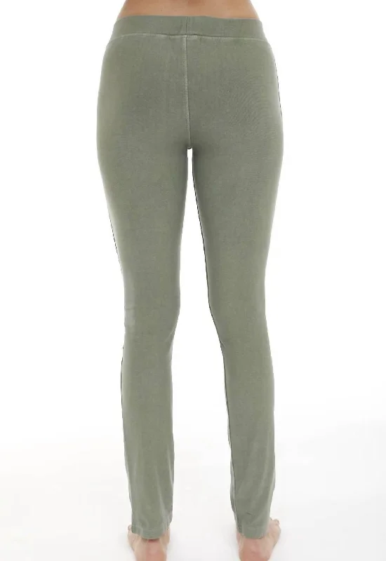 Low Rise Jegging In Olive