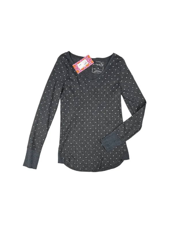 Top Long Sleeve By We The Free In Grey, Size: S