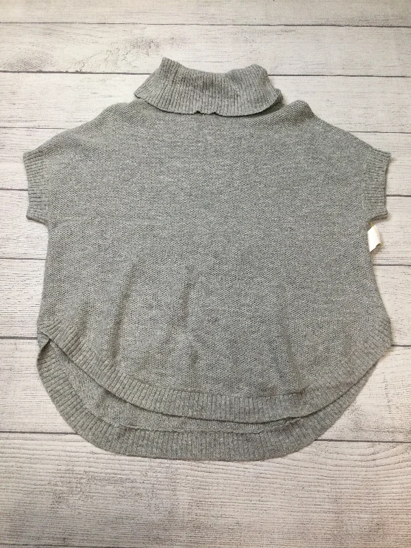 Sweater Short Sleeve By Ann Taylor In Grey, Size: L