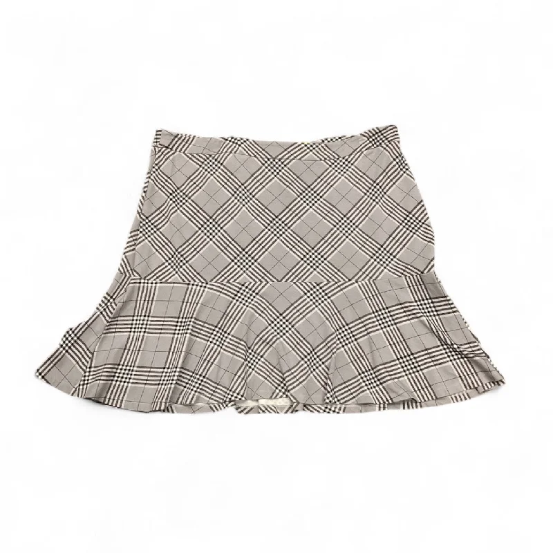 Skirt Mini & Short By Cato In Plaid, Size: 24