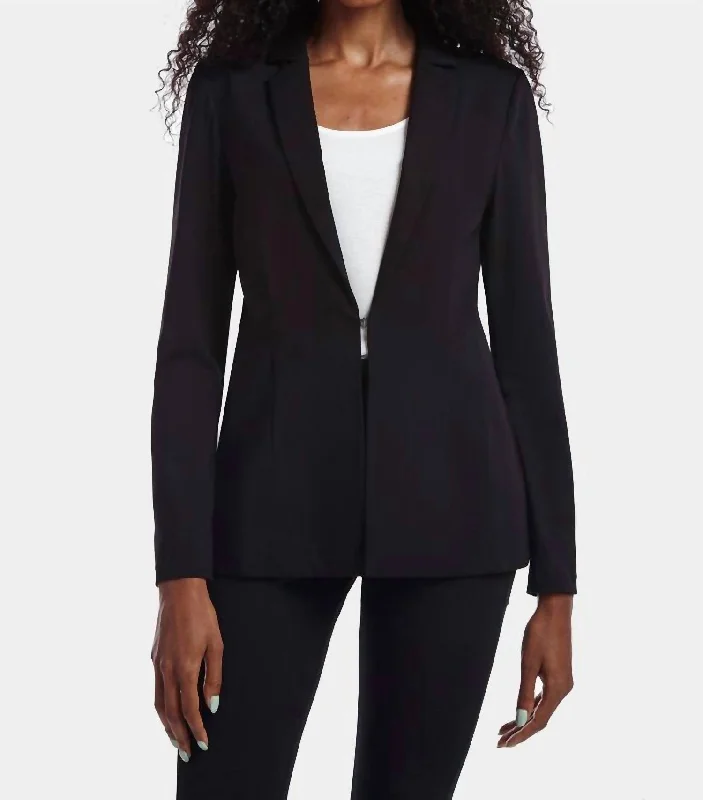 The Bellatrix Blazer In Black