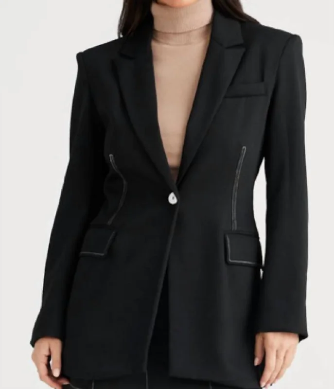 Chelsea Blazer In Black