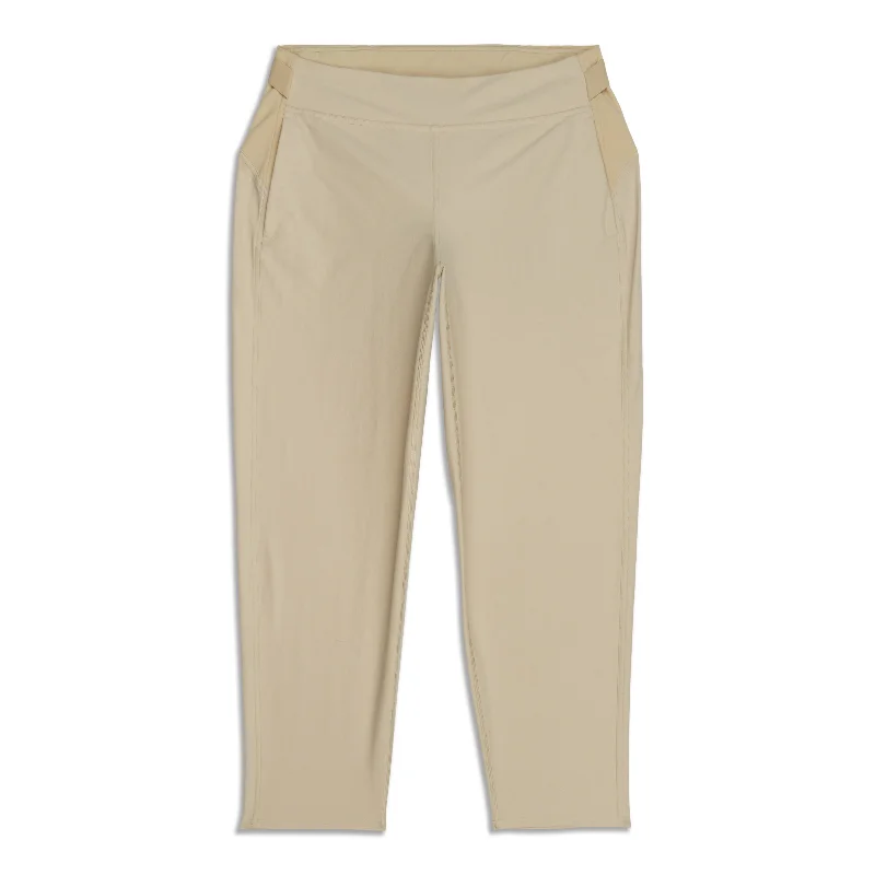 Multi-Pocket Mid-Rise Golf Pant - Resale